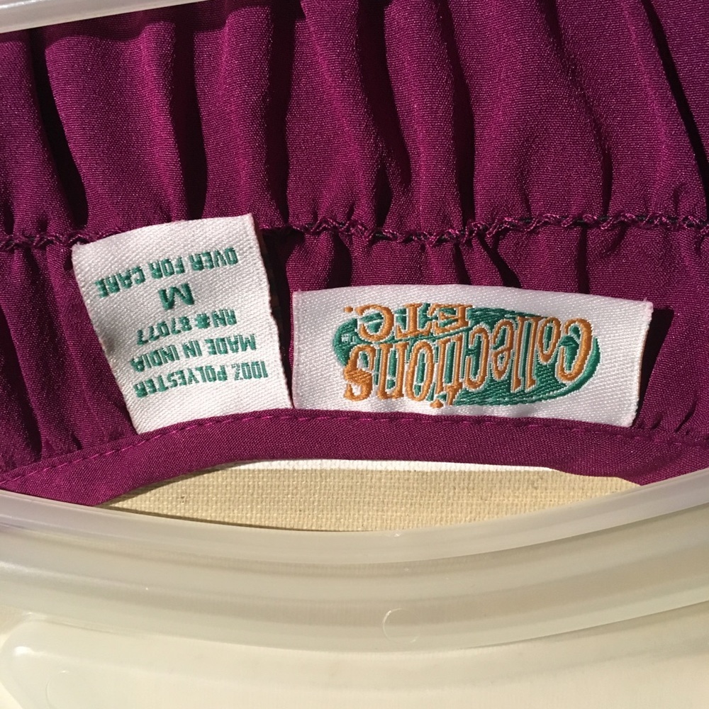 Smocked button down blouse - Picture 5 of 5